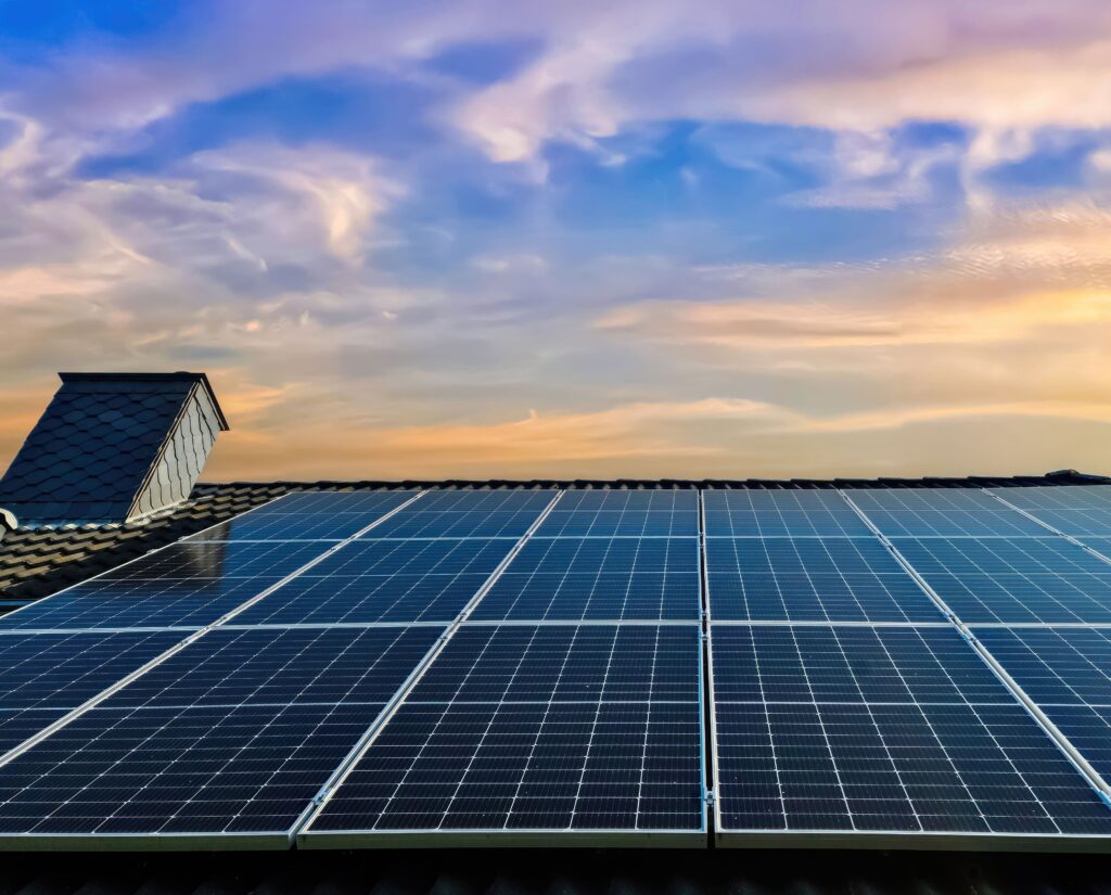 Hybrid Solar Systems: The Best Way to Store & Use Solar Energy in Australia